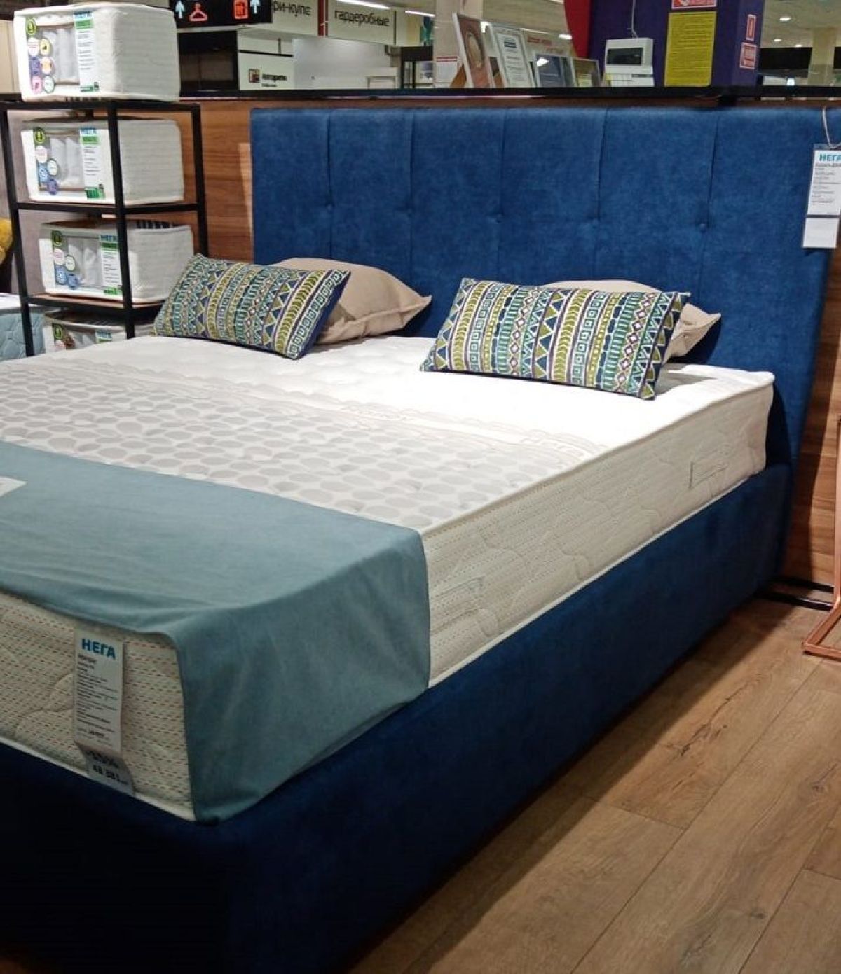 Интерьерная кровать Сириус с П/М (1600) | фото 8